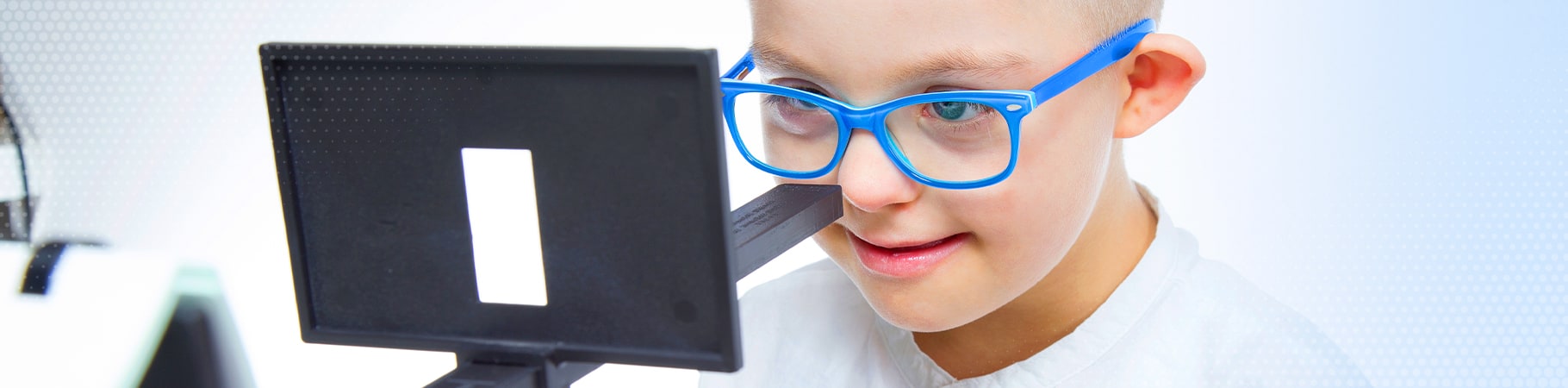 young child eye exam